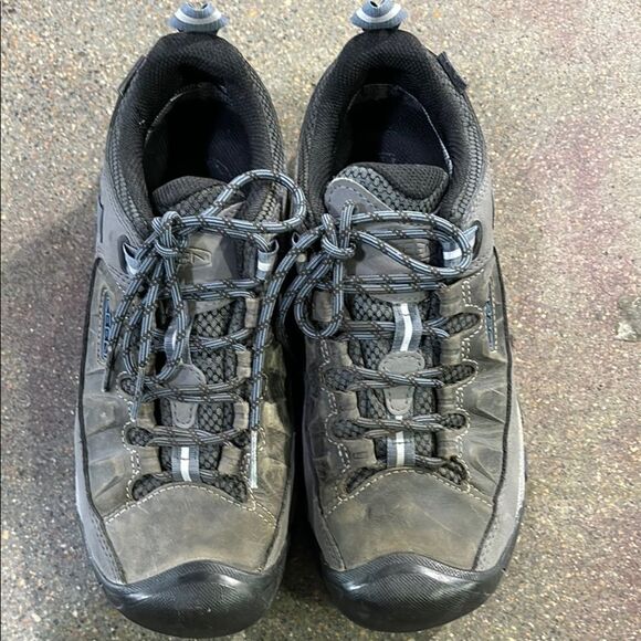 KEEN Men's Gray Hiking Shoes - Picture 6 of 6